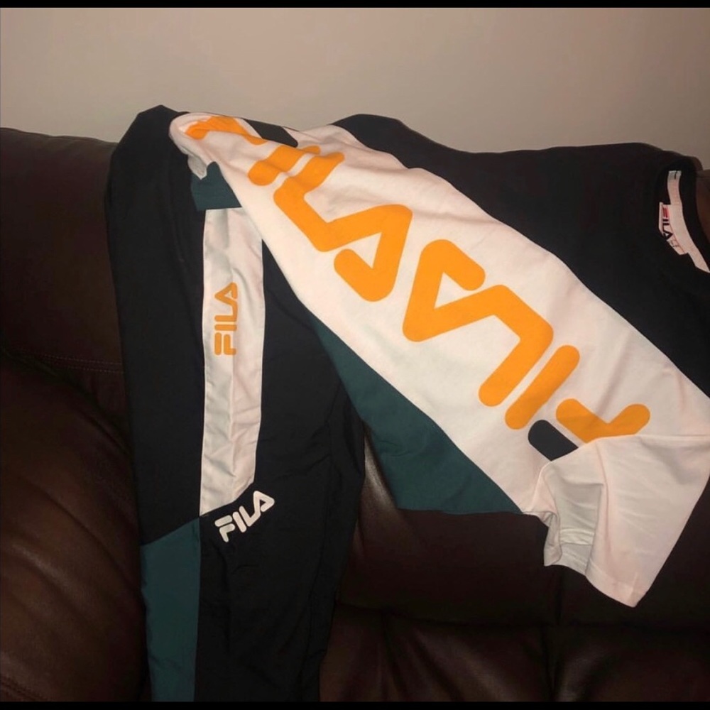 Mens size Large fila outfit
